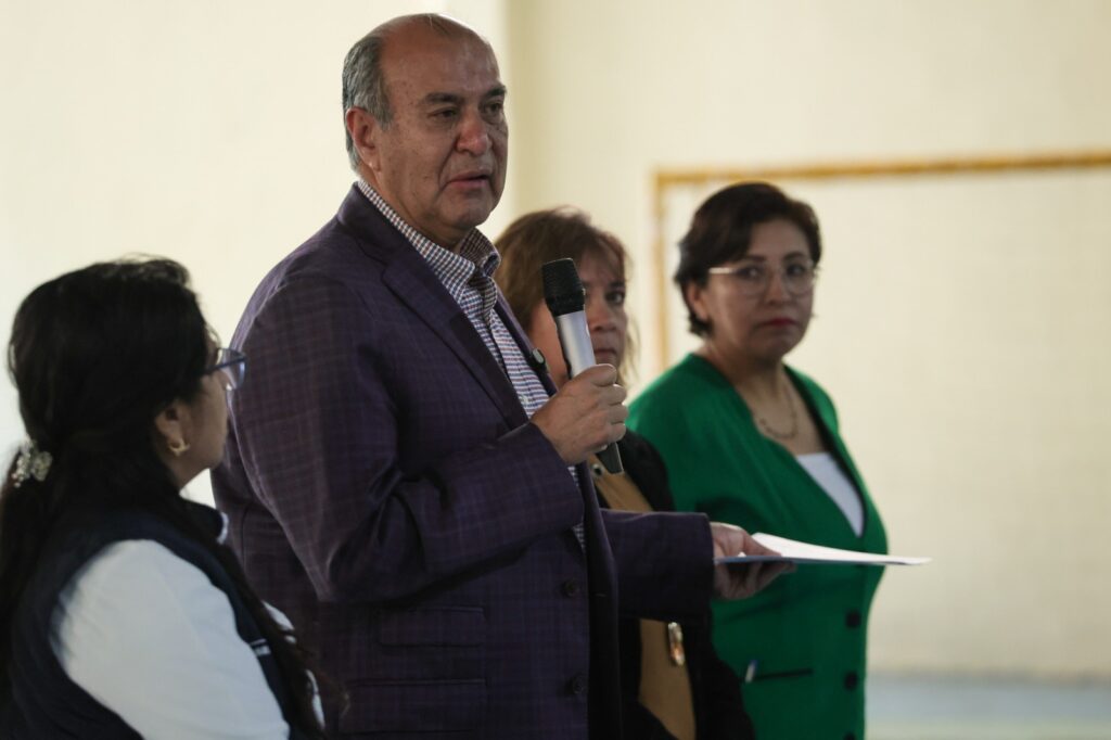 Encabeza Natividad Castrejón trabajos del CTE en escuelas de Pachuca