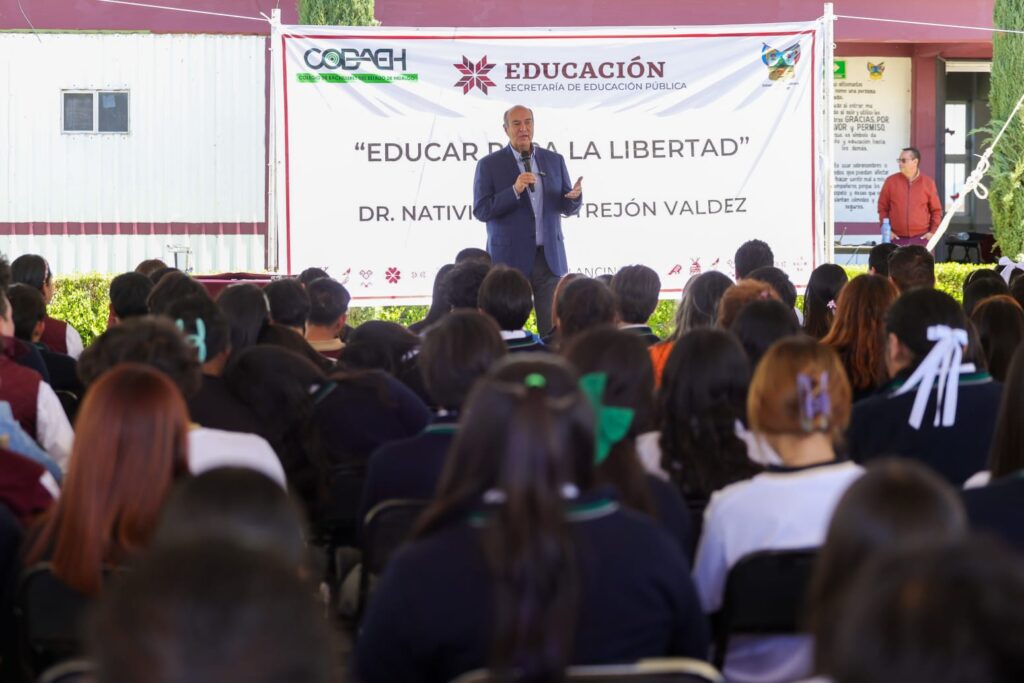 Entrega SEPH obras y equipamiento en 27 escuelas de Tulancingo