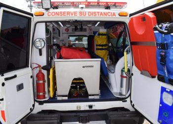 Bomberos de Huajuapan solo cuentan con una ambulancia para trasladar pacientes con COVID-19