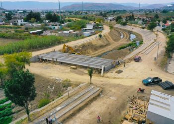 Avanzan los trabajos en el puente sobre el Rio Santa Cruz