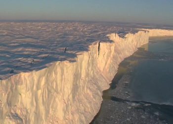VIDEO: Iceberg del tamaño de Londres se desprende de la Antártida