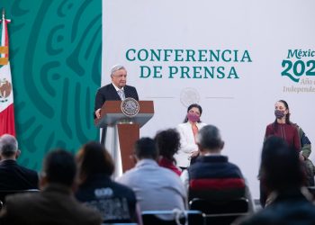 López Obrador modificará Constitución si jueces desechan reforma eléctrica