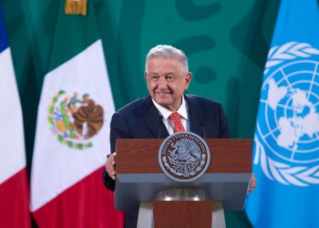 AMLO llama a la población a cuidarse en Semana Santa