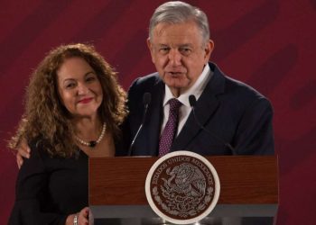 Censura EU atropellos de directora de Notimex, pero AMLO la defiende (VIDEO)