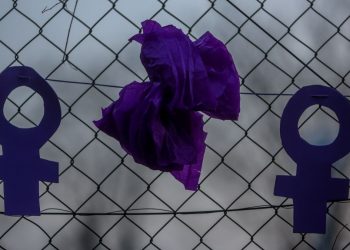 Marcha feminista en Barcelona termina en disturbios