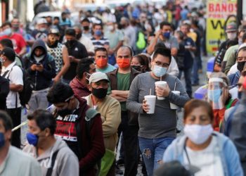 Por pandemia más de 13 millones de personas pasan a la pobreza laboral