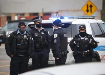 Fiesta en Chicago termina en tiroteo; hay dos muertos y 13 heridos