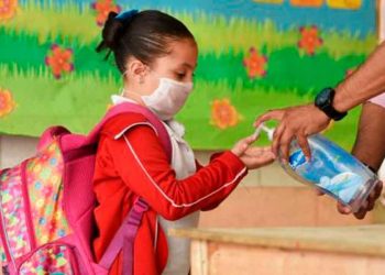 Salud y SEP examinan acciones para un regreso seguro a las aulas