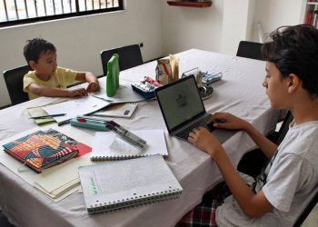 Inician vacaciones de Semana Santa para más de 36 millones de alumnos