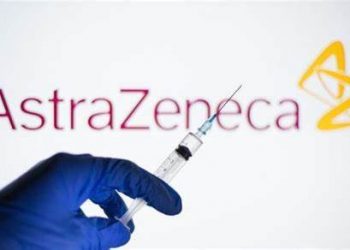 Mientras gobiernos rechazan vacuna de AstraZeneca, México va con el biológico