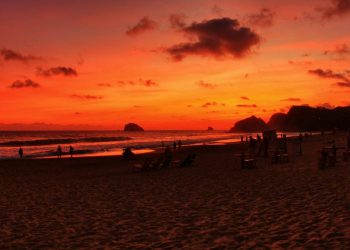 Municipios decretarán apertura de playas en Semana Santa: Murat Hinojosa