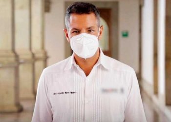 Alejandro Murat llama a no bajar la guardia; Oaxaca pasa a semáforo verde