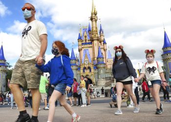 Defienden cambios en el uso de cubrebocas en Estados Unidos