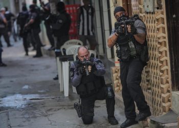 Operativo contra narco termina en tiroteo en Brasil, reportan 25 muertos