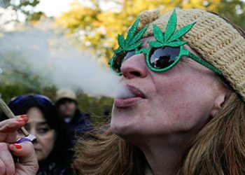 Mexicanos podrán portar y consumir marihuana, pero con un permiso