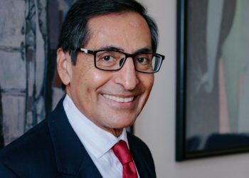 Califican de ilegal la toma de posesión de Ramírez de la O en Hacienda