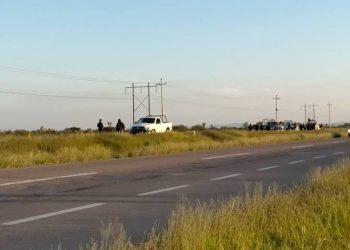 Halla cinco cuerpos encobijados en carretera de Zacatecas