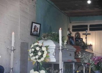 'Que diosito me lleve para abrazarlos'; papá despide a víctimas en el Chiquihuite