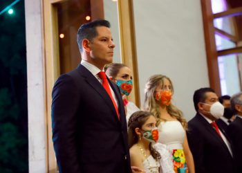 Alejandro Murat, en el top ten de los gobernadores mejor evaluados