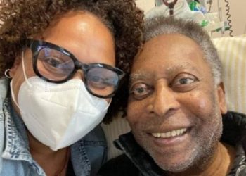 Pelé en terapia intensiva tras haber sido operado por un tumor