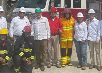 López Obrador promete autosuficiencia energética para 2024