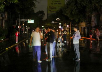 Sismo de 6.9 grados sacude a varias partes del país,