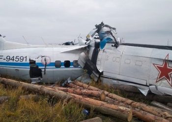 Se estrella un avión en Rusia y deja al menos 16 muertos
