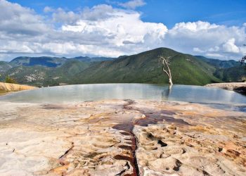Parador turístico oaxaqueño de Hierve el Agua reabrirá sus puertas el 13 de octubre