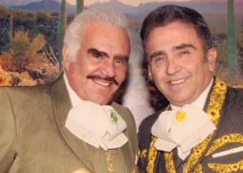 Nadie ha pedido que desconecten a mi papá: Vicente Fernández Jr.