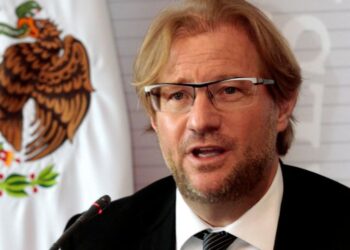 Presentan a Israel solicitudes de extradición contra Roemer