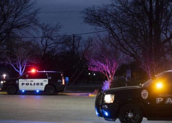 Liberan a uno de los rehenes secuestrados en una sinagoga de Texas