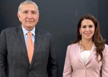 Carolina Viggiano, precandidata del PRI en Hidalgo, se reúne titular de Segob
