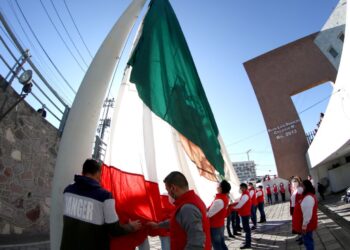 Celebran Día de la Bandera en el PRI de Hidalgo