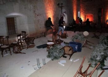 Maestros de la CNTE causan destrozos en la boda de Elba Esther Gordillo