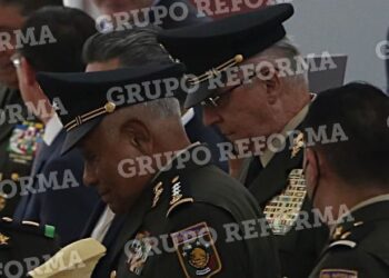 Salvador Cienfuegos asiste a la inauguración del Aeropuerto Felipe Ángeles