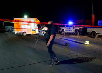 En camioneta de frituras grupo criminal ingresó al palenque de Zinapécuaro, Michoacán