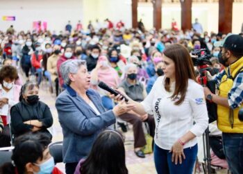 Viggiano Austria se compromete a brindar ayuda a mujeres de Apan