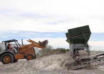 Diputados de Morena y aliados aprueban en lo general Ley Minera