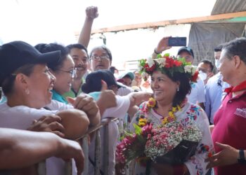 Habitantes de Huautla le recalcan su apoyo a Julio Menchaca