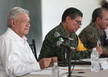 Apoyos a afectados por Agatha suman más de 6.5 mil millones de pesos: López Obrador