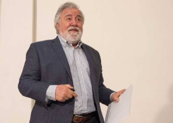 Alejandro Encinas, subsecretario de Segob, da positivo a Covid-19