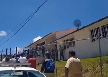 Habitantes de Cuautepec de Hinojosa, en Hidalgo, irrumpieron en el cuartel de la Guardia Nacional (GN) para desalojar con violencia a los elementos.