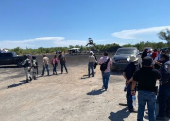 Cerca de las 13:35 horas se registró el derrumbe en un pozo de carbón en el municipio de Sabinas, Coahuila, dejando al menos diez mineros atrapados; la mina se ubicada en la comunidad de Agujita.