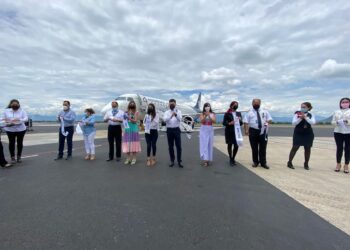 Inauguran vuelo del Aeropuerto Internacional Felipe Ángeles a Oaxaca