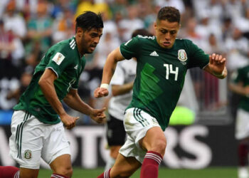 "Chicharito" Hernández y Vela no irán al Mundial con México