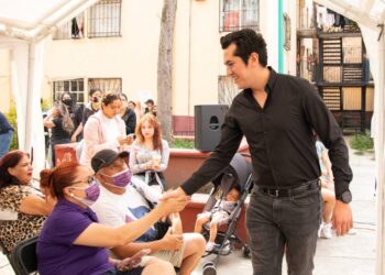 Mantiene Israel Zamora atención a necesidades ciudadanas