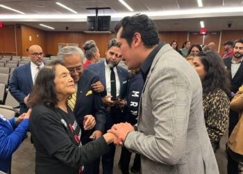 Senador del PVEM Israel Zamora busca generar redes comerciales entre México y EU