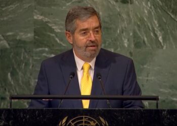 Estados Unidos debe cesar bloqueo a Cuba y reparar daños: De la Fuente