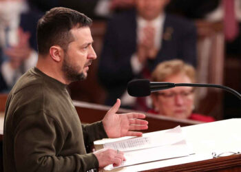 Ucrania nunca se rendirá, declara Zelenski ante el Congreso de EU