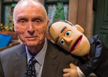 Fallece Lloyd Morrisett, cocreador de Plaza Sésamo, a los 93 años